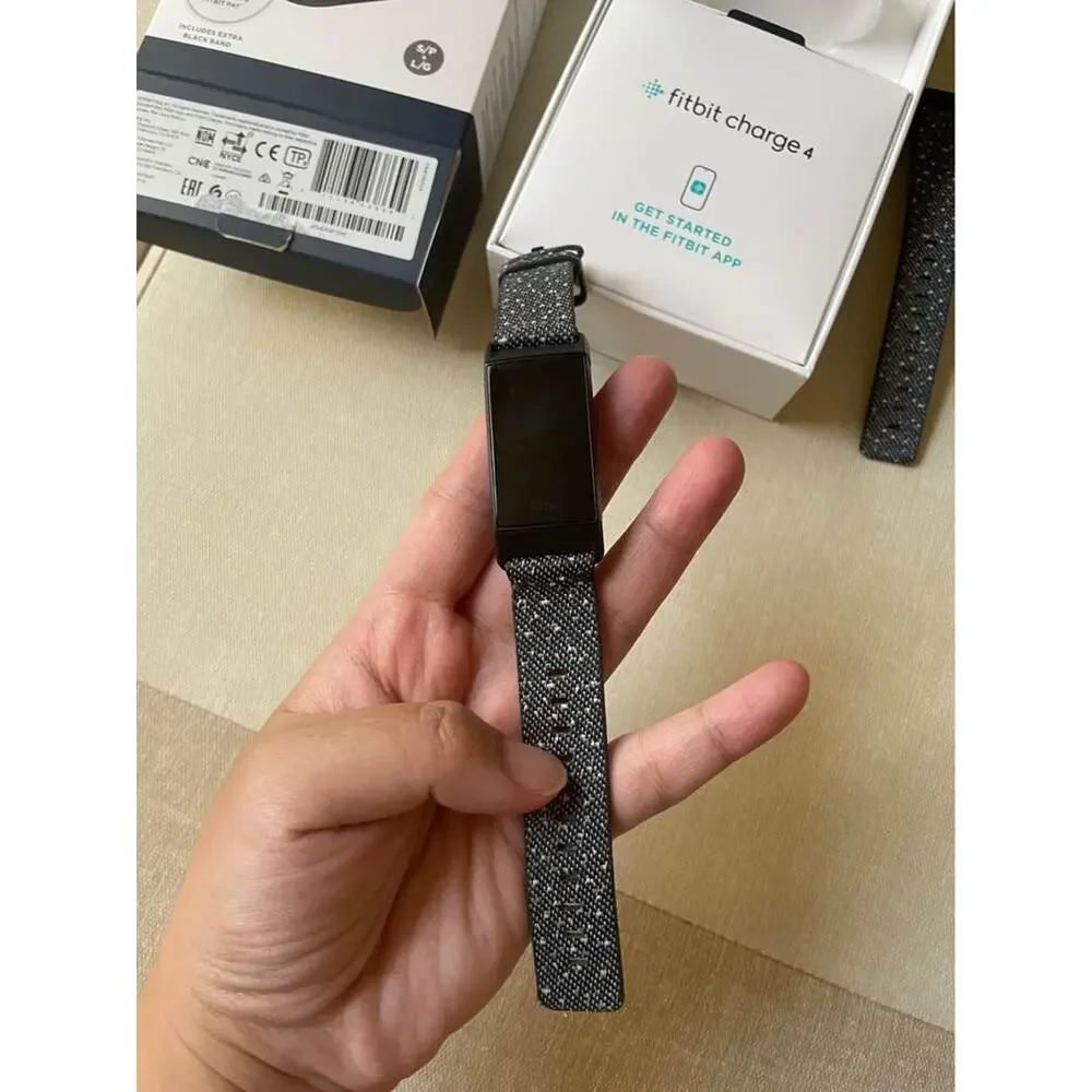 Fitbit Charge4 Special Edition